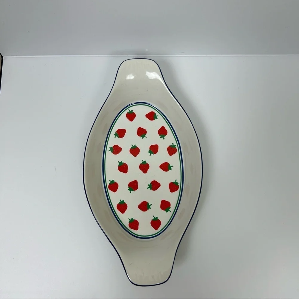 Vintage Oval Small strawberry casserole dish strawberry fields style